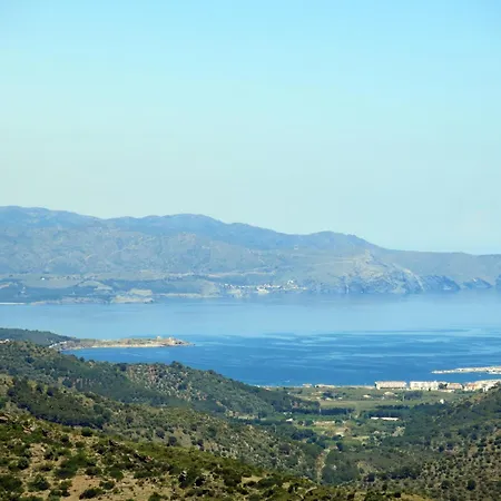 Port Salanca By Interhome Llançà